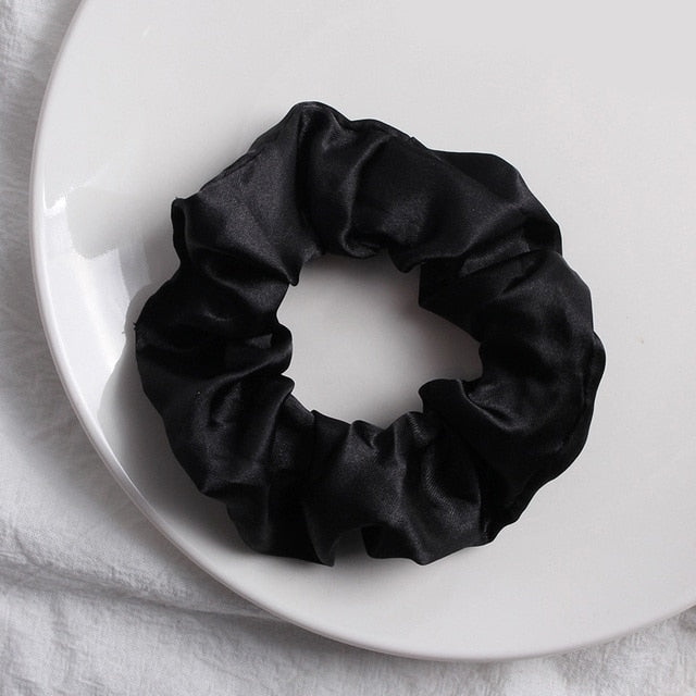 Silk Scrunchie - Okeihouse