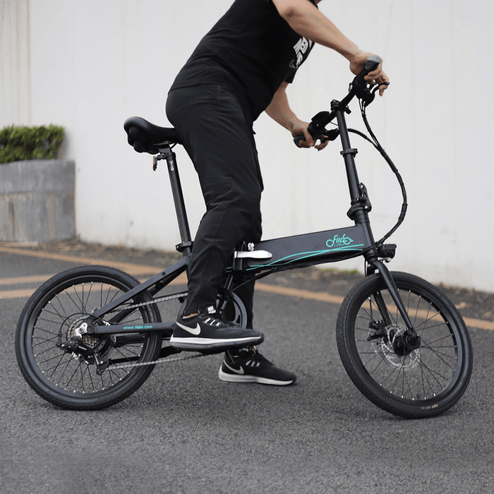 [US Direct] FIIDO D4S 10.4Ah 36V 250W 20 Inches Folding Moped Bicycle 25Km/H Top Speed 80KM Mileage Range Electric Bike US Plug