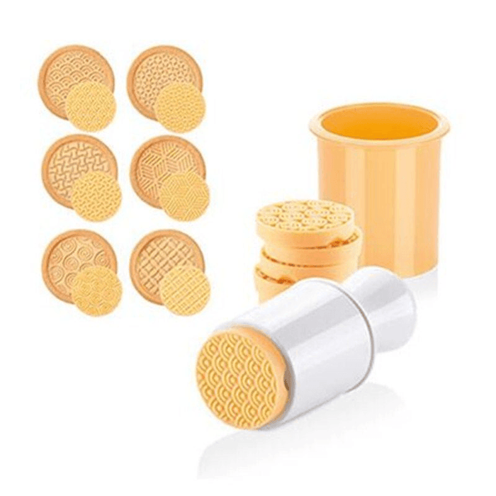 6Pcs Christmas Cookie Stamp Biscuit Mold Cookie Plunger Cutter DIY Baking Mold