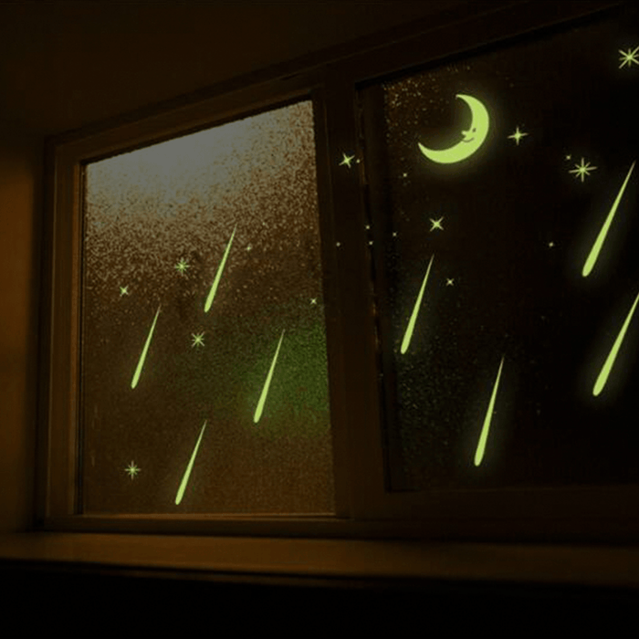 3D Kids Bedroom Fluorescent Glow in the Dark Stars Moon Wall Stickers Plastic