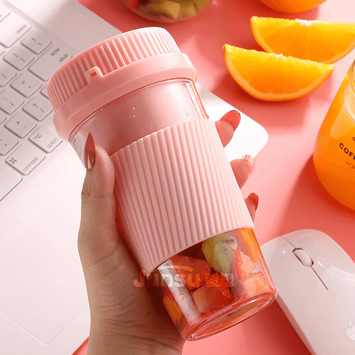 Ipree® 300Ml Mini USB Automatic Fruit Juicer DIY Electric Juicing Extractor Cup 2 Pcs Stainless Steel Blades Camping Travel Home