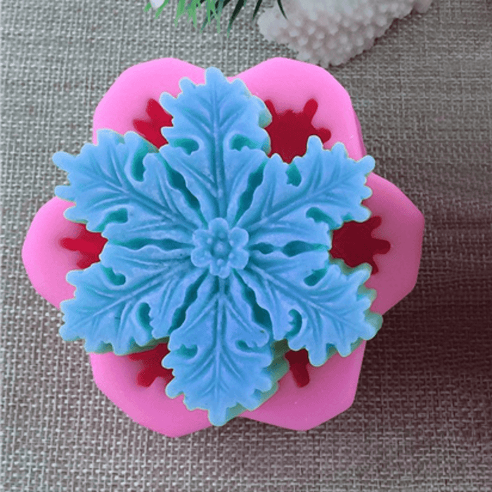 Christmas Snowflake Silicone Soap DIY Mold Handmade Candle Soap Mold 3D Mould Baking Mold