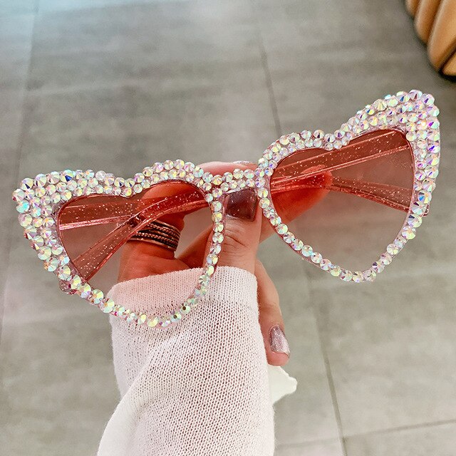 Cat Eye Heart Fashion Sunglasses - Okeihouse