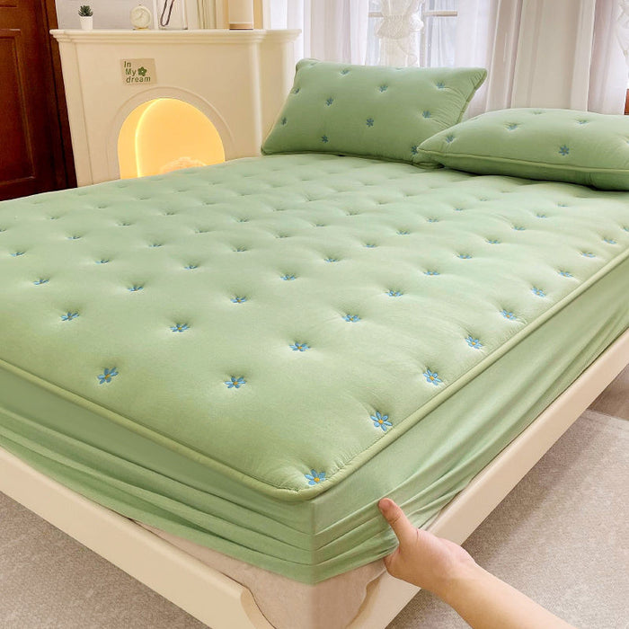 Embroidered Cotton Soybean One-piece Fiber All-inclusive Protection Mattress Cover