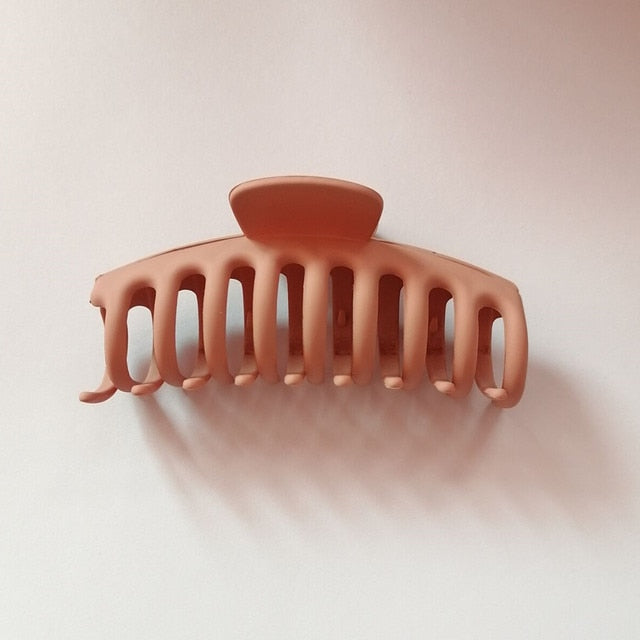 Simple Oval Grasp Hair Crab - Okeihouse