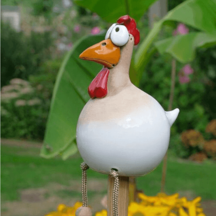 Stylish Chicken Lawn Decorations to Add a Touch of Fun to Your Garden