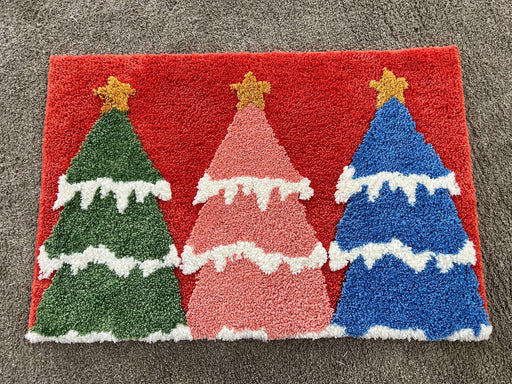 Feblilac Blue Red Green Christmas Tree Tufted Bath Mat