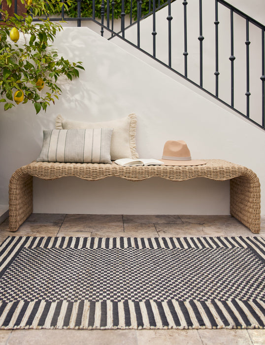 Lavinia Handwoven Indoor / Outdoor Rug