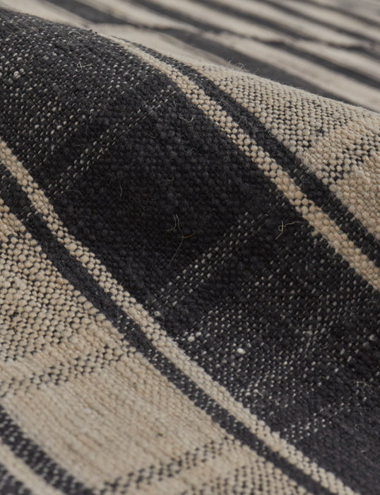 Vintage Kilim Hand-Woven Wool Rug No. 6, 7'2" x 9'2"