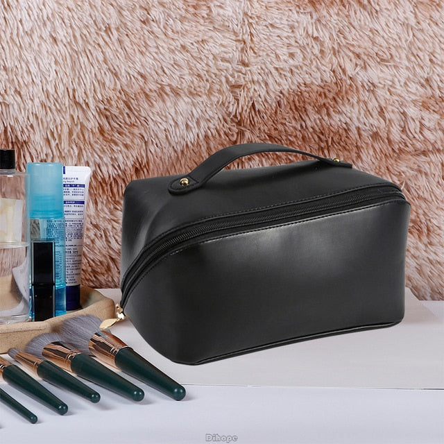 Large-Capacity Leather Cosmetic Bag - Okeihouse