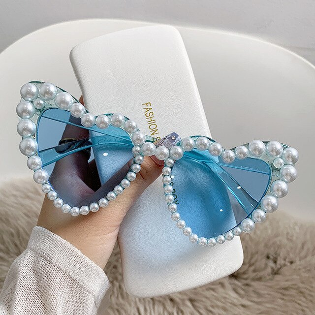 Cat Eye Heart Fashion Sunglasses - Okeihouse