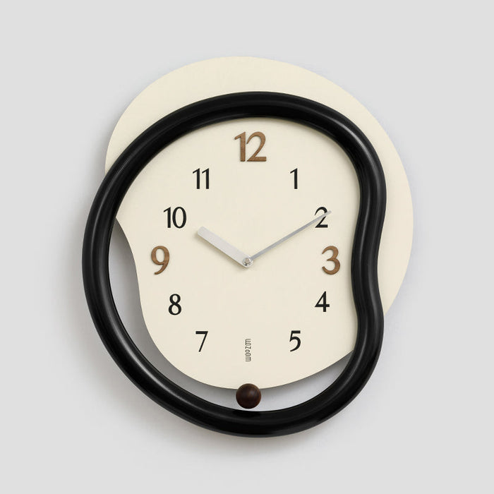 Creative Simple Punch-free Living Room Wall Clock