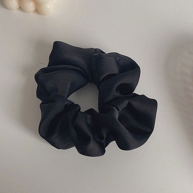 Silk Scrunchie - Okeihouse