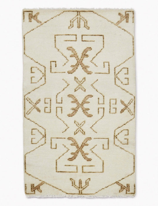 Evet Hand-Knotted Wool Rug