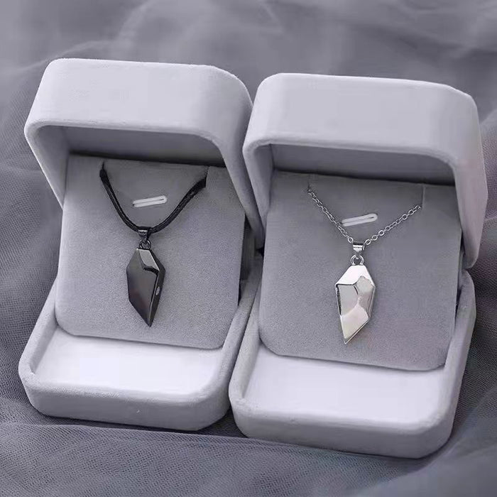 Korean Fashion Magnetic Couple Necklace - Okeihouse