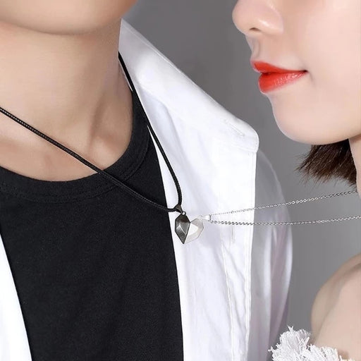 Korean Fashion Magnetic Couple Necklace - Okeihouse