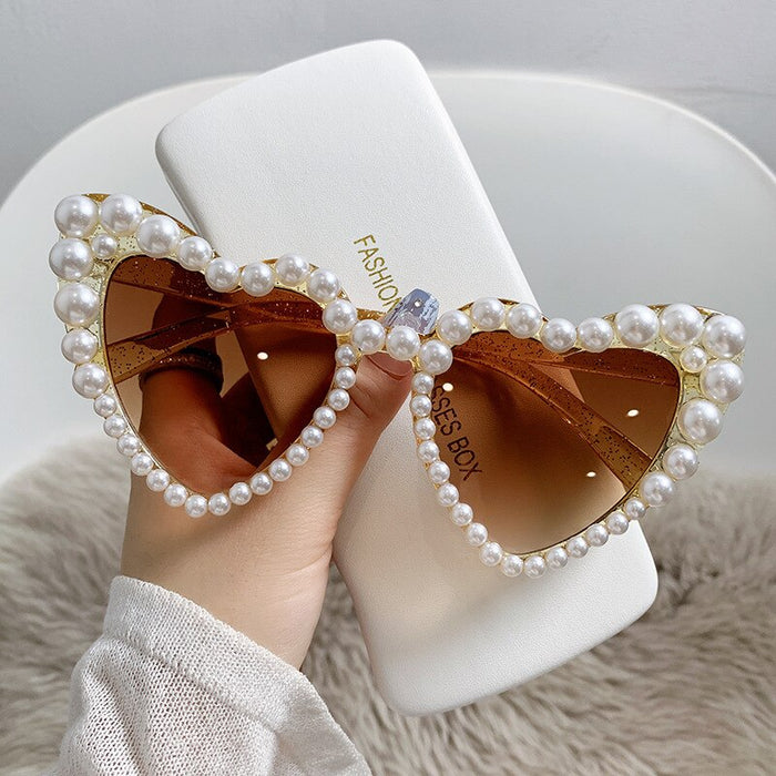 Cat Eye Heart Fashion Sunglasses - Okeihouse